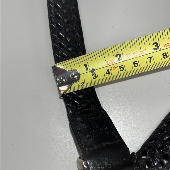 Men's Black Braided Leather Belt size 32” inches, preowned no label. - Picture 10 of 10
